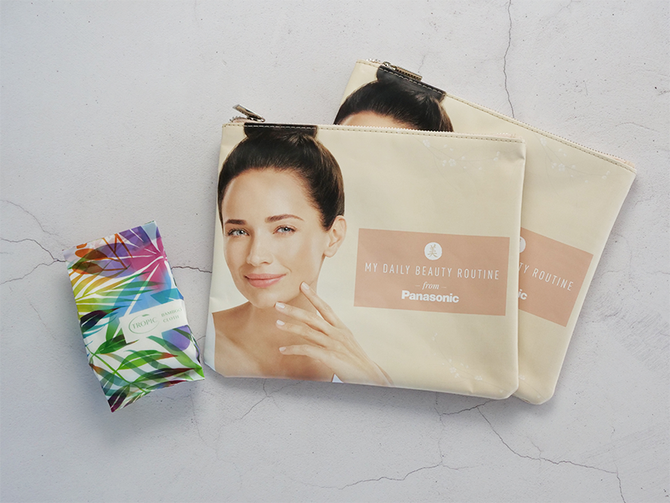 Panasonic Cosmetic Pouch > Free Gift
