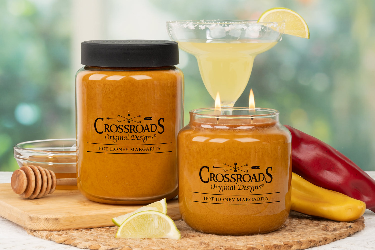 Fresh and uplifting Hot Honey Margarita scented jar candle featuring a clean-burning wicks and premium wax for a long-lasting home fragrance.