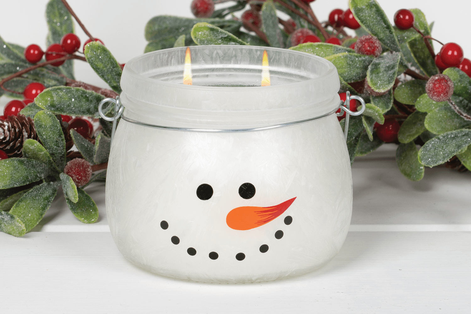 Free Snowman Candle with $75 Order