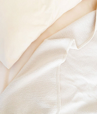 All Organic Egyptian-Cotton Blanket