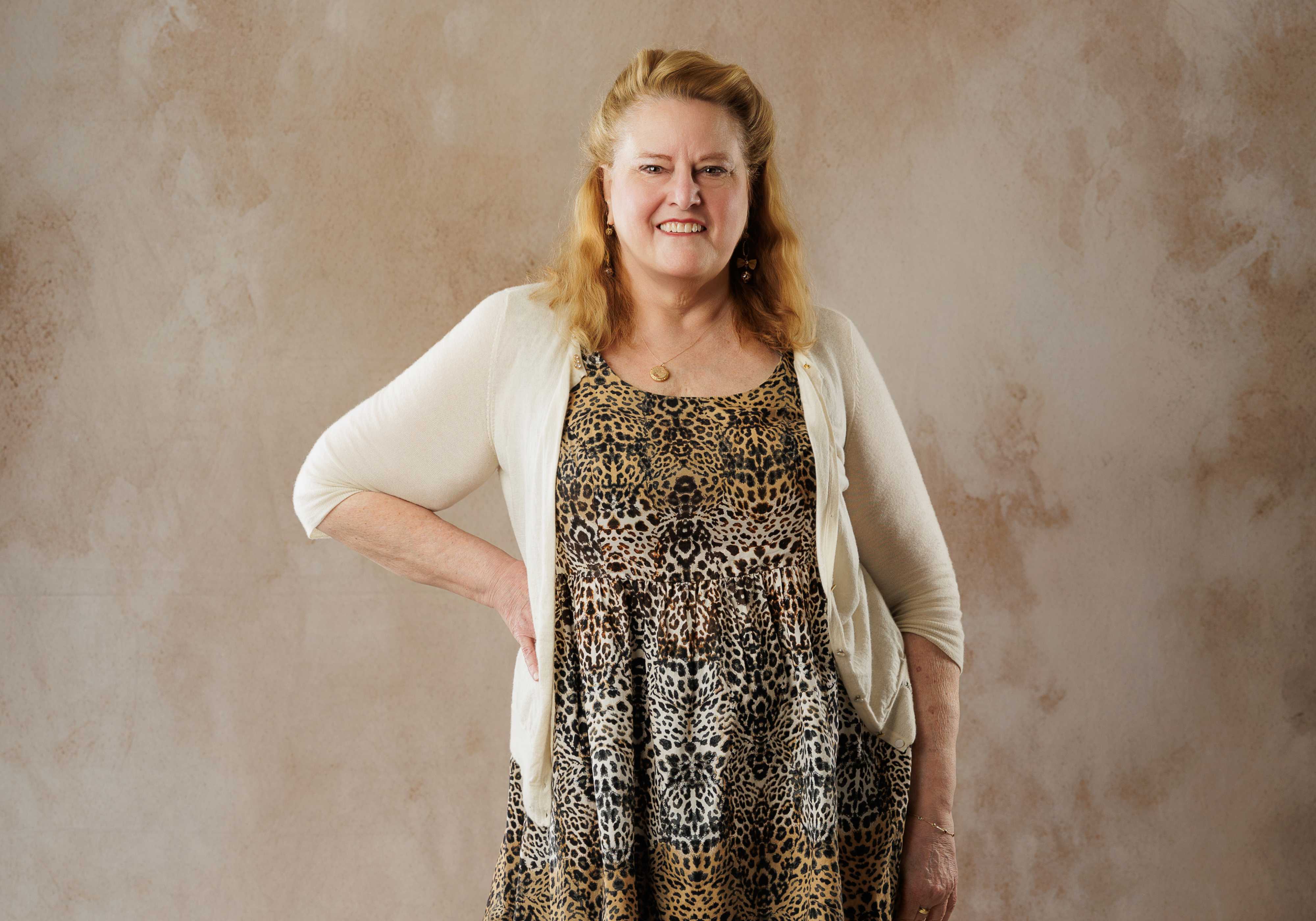 Women's Egyptian cotton t-shirts and clothing collection