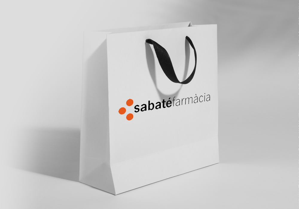 Haz tu encargo exprés en Farmacia Sabaté en Sant Andreu, Barcelona