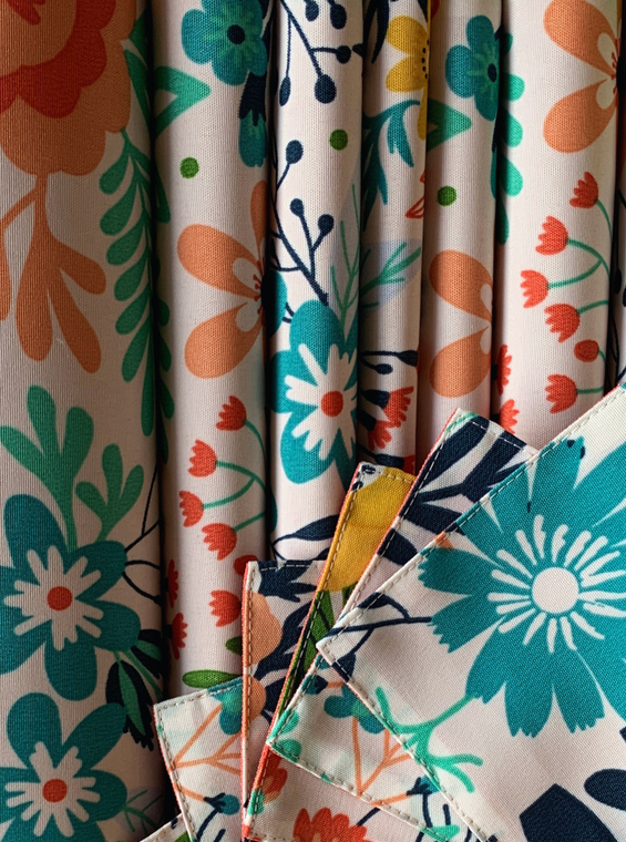 HOLLAND REVERSIBLE GIFT SET