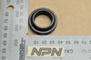 NOS Honda C200 CA200 CB125 S CM91 CT200 CT90 Front Wheel Oil Seal 91252-030-000