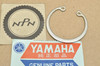 NOS Yamaha IT400 YA6 YZ80 YZ100 YZ125 YZ175 YZ250 YZ400 Circlip 99009-35500