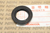 NOS Honda CB72 CB77 Rear Wheel Oil Seal 27.5x43x8 90752-268-000