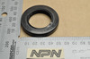 NOS Honda CA72 CA77 CL72 CL77 Wheel Drive Flange Oil Seal 32x52x8 91253-250-000