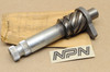 NOS Yamaha 1976 DT175 Kick Start Starter Axle 401-15660-02