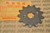 NOS Honda C100 CA100 Front Chain Drive Sprocket 13T 23801-011-810