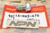 NOS Honda ATC200 X ATC250 R TRX250 R TRX400 EX Flange Bolt 8x16 90115-HA2-670