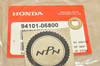 NOS Honda C100 C102 C105 C200 CA72 CA77 CB1000 CB1100 CB750 CT70 CT90 S90 SL350 XL250 Washer 94101-06800