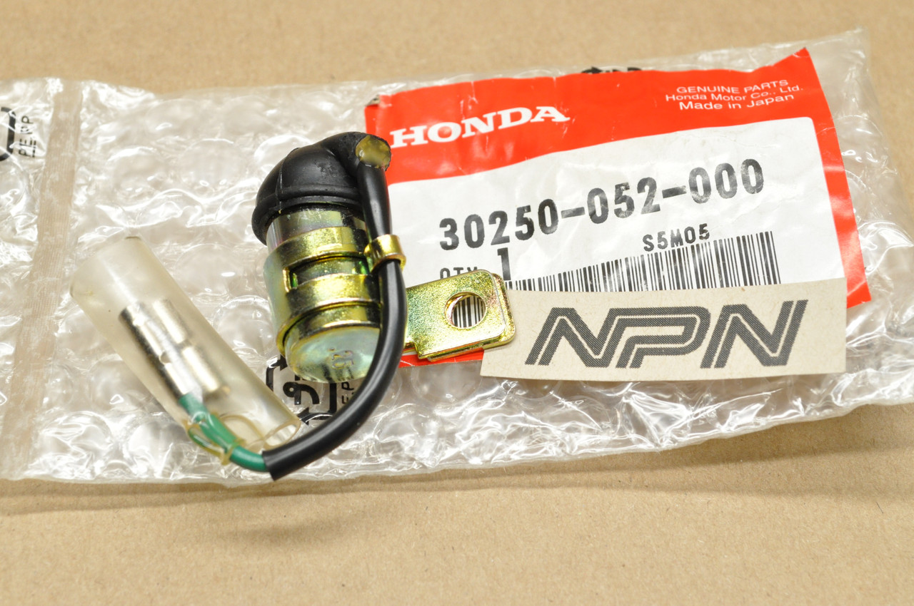 NOS Honda ATC90 K0-1978 CM91 CT90 K0-1979 Ignition Condenser 30250-052-000