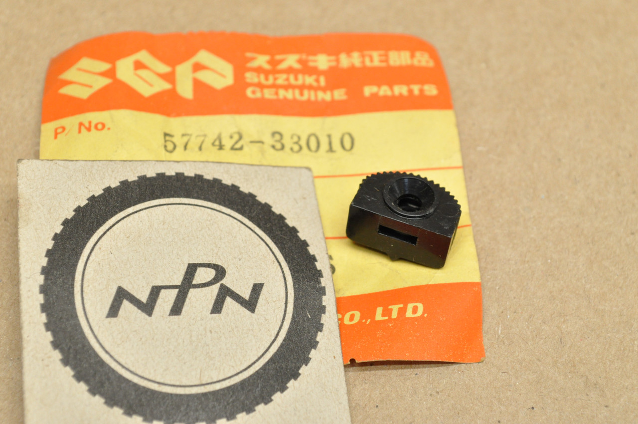 Suzuki Nos Gt185 Gt380 Gt550 Gt750 Re5 Gs425 Gs550 Gs750 Gs1000 Seat Lock New