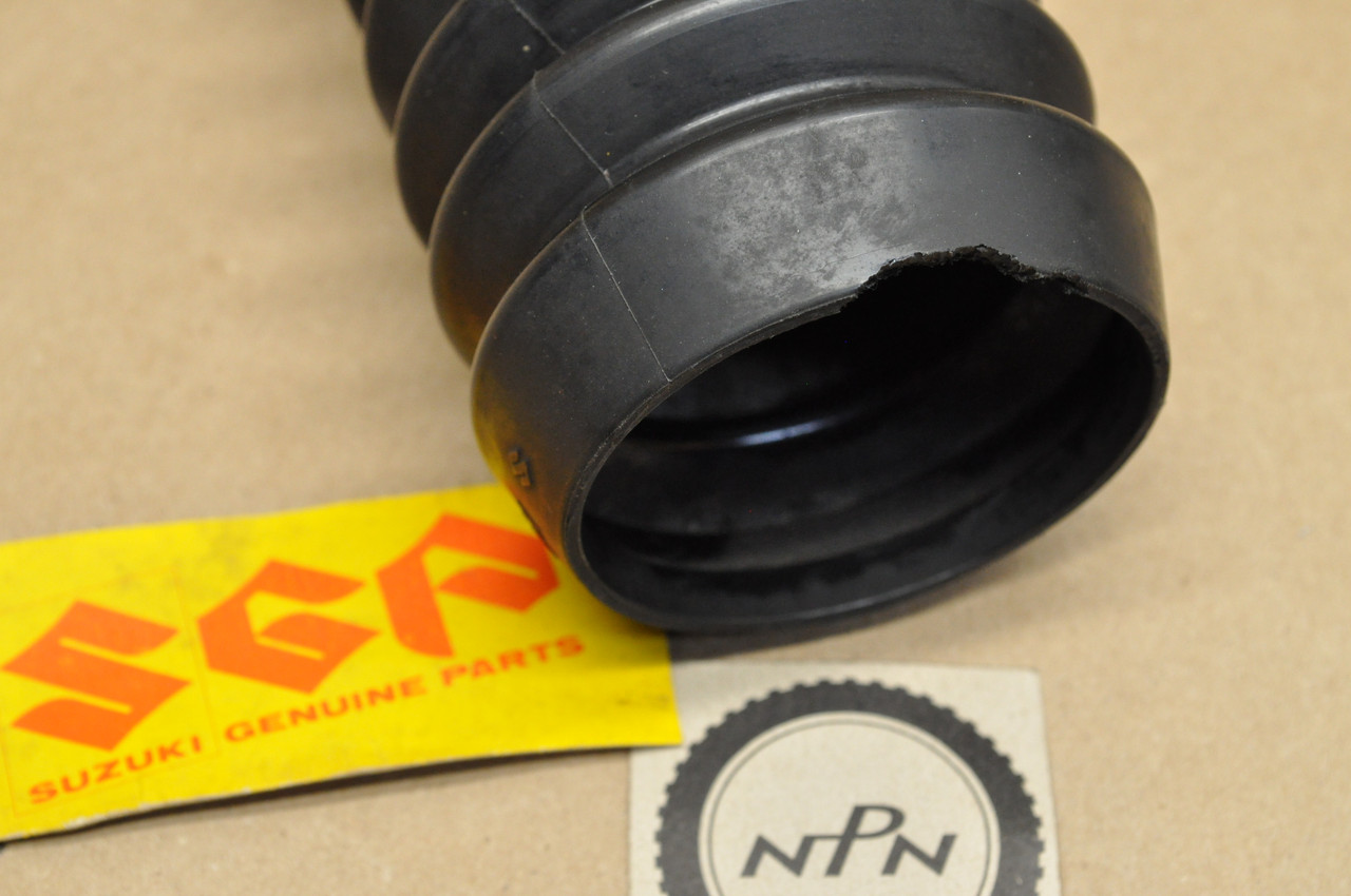 NOS Suzuki 1973-77 GT250 1972-77 GT380 GT550 GT750 Fork Rubber Boot Cover 51571-33030