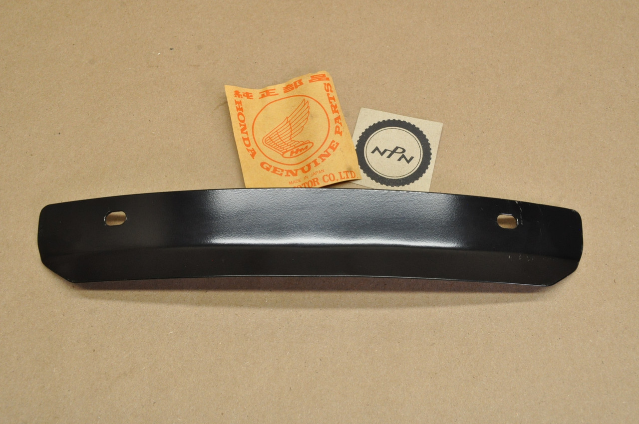 NOS Honda 1978-85 ATC70 Rear Fender Mud Guard Mount Plate "B" 80113-957-810