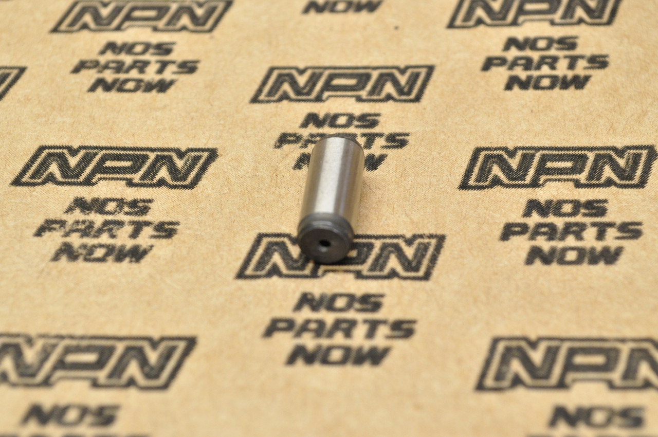 NOS Honda CB450 GL1100 GL1200 VF1100 VF700 VF750 Spring Cap 28126-415-000