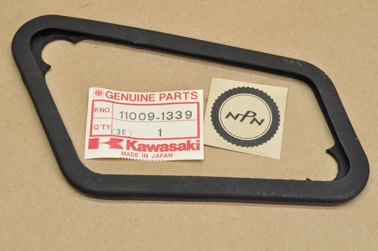 NOS Kawasaki 1983-88 ZN1300 Voyager Front Right Turn Signal Lens Gasket 11009-1339