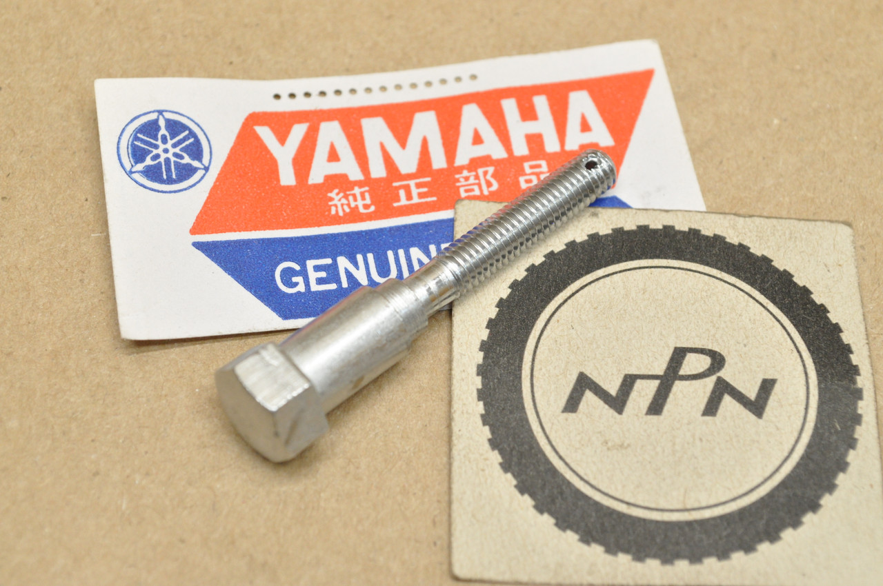 NOS Yamaha AT1 CS3 CT1 DT1 Handle Bar Lever Fitting Screw 233-83915-00