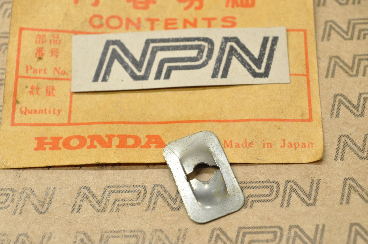 NOS Honda CB350 CB450 CB750 CL350 CL450 GL1000 XL250 Light Nut 33128-292-670