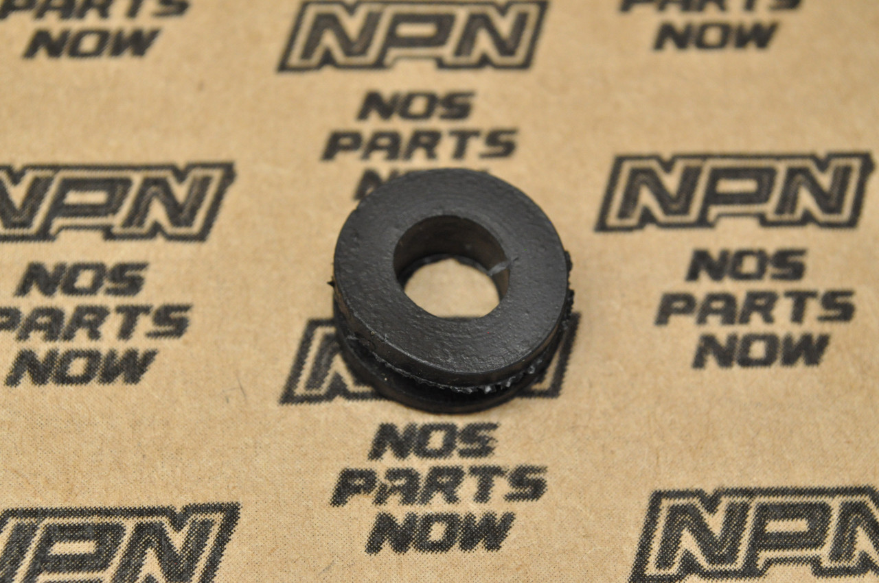 NOS Honda CB350 CB450 CB750 CL350 CL450 SL350 Chain Guard Rubber 40513-310-000