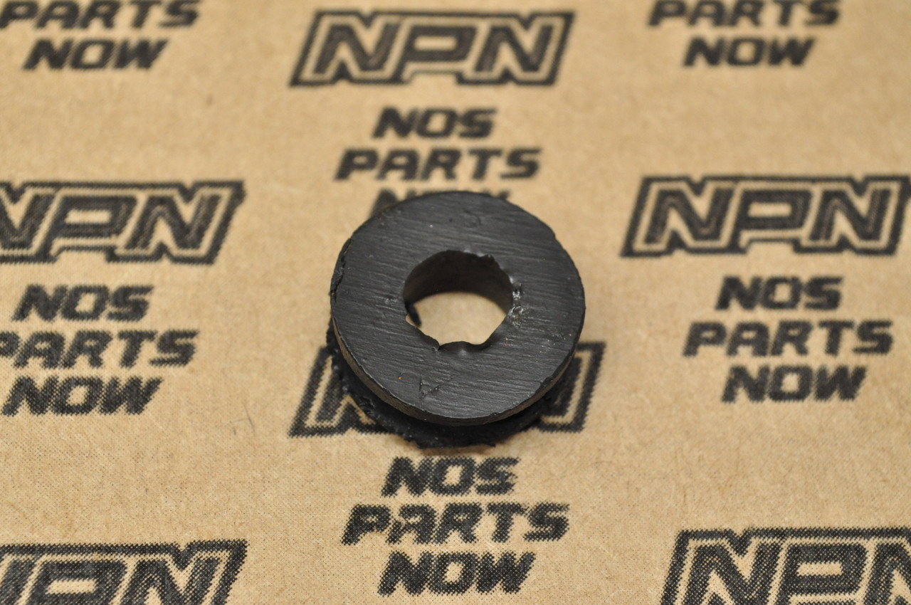NOS Honda CB350 CB450 CB750 CL350 CL450 SL350 Chain Guard Rubber 40513-310-000