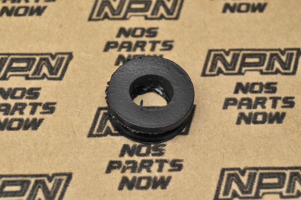 NOS Honda CB350 CB450 CB750 CL350 CL450 SL350 Chain Guard Rubber 40513-310-000