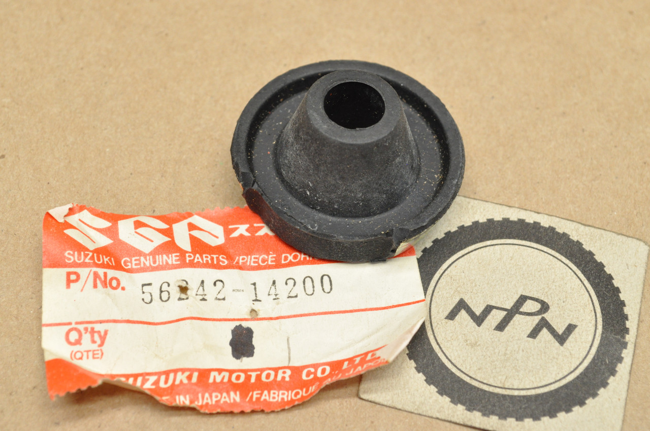 NOS Suzuki DR650 GSX1100 RM250 RM465 RM500 RMX250 SP600 VX800 Steering Stem Lower Damper 56242-14200