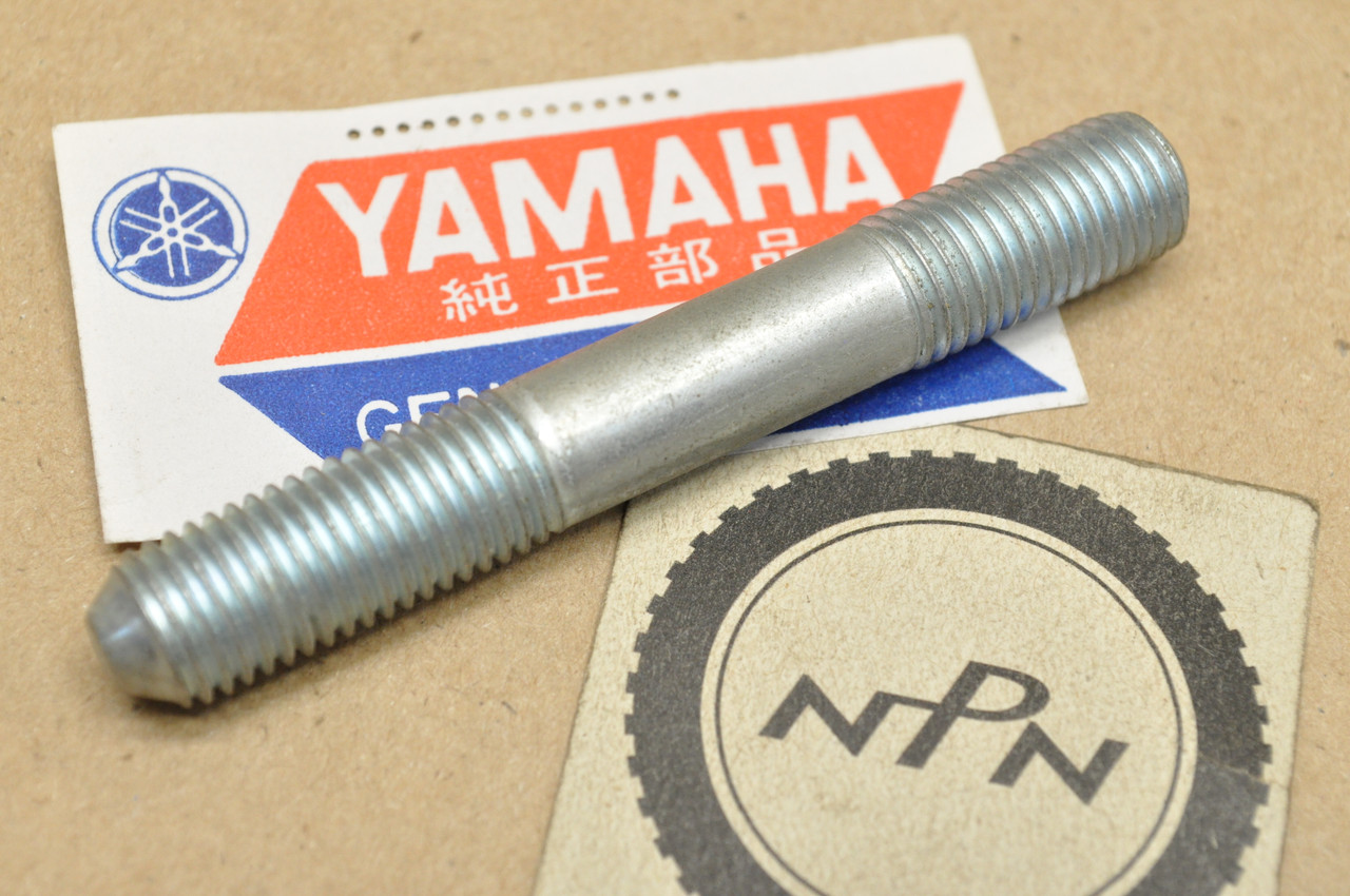 NOS Yamaha IT250 IT400 IT425 YZ125 YZ250 YZ400 Cylinder Crank Case Stud Bolt 90116-10258