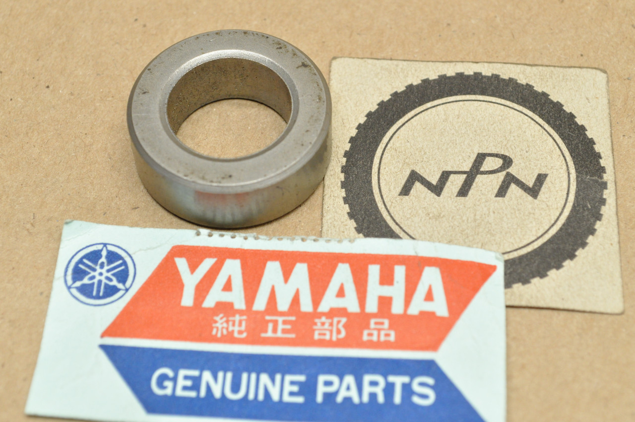 NOS Yamaha JT1 JT2 Rotary Valve Collar 90387-17135