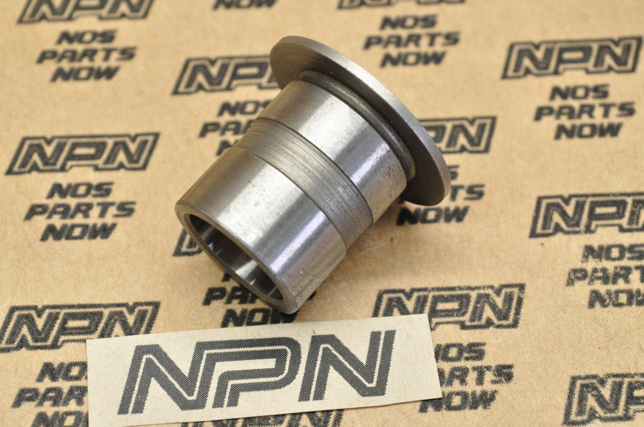 NOS Yamaha DT1 DT2 DT250 DT400 MX250 MX360 RT1 RT2 RT3 SC500 Collar 90387-17450