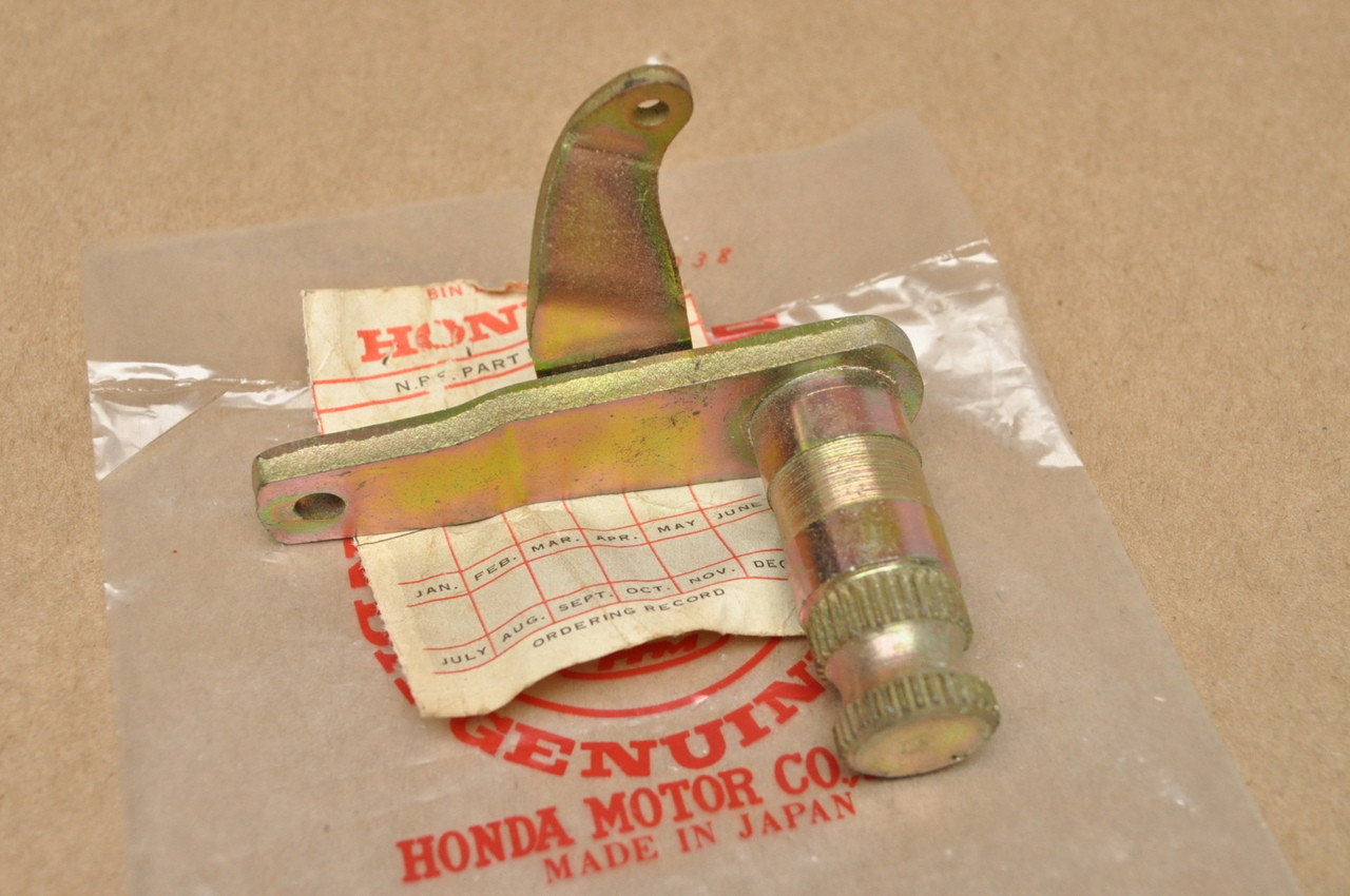 NOS Honda 1977-78 XL100 XL125 Brake Pedal Middle Arm Mount Bracket Spline 46510-382-770