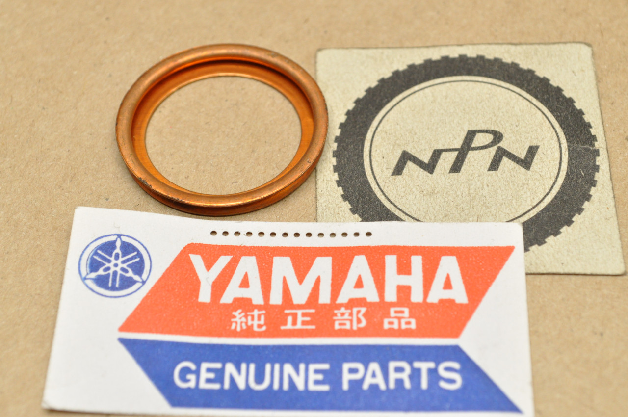 NOS Yamaha XS360 XS400 Crank Case Gasket 90430-22144