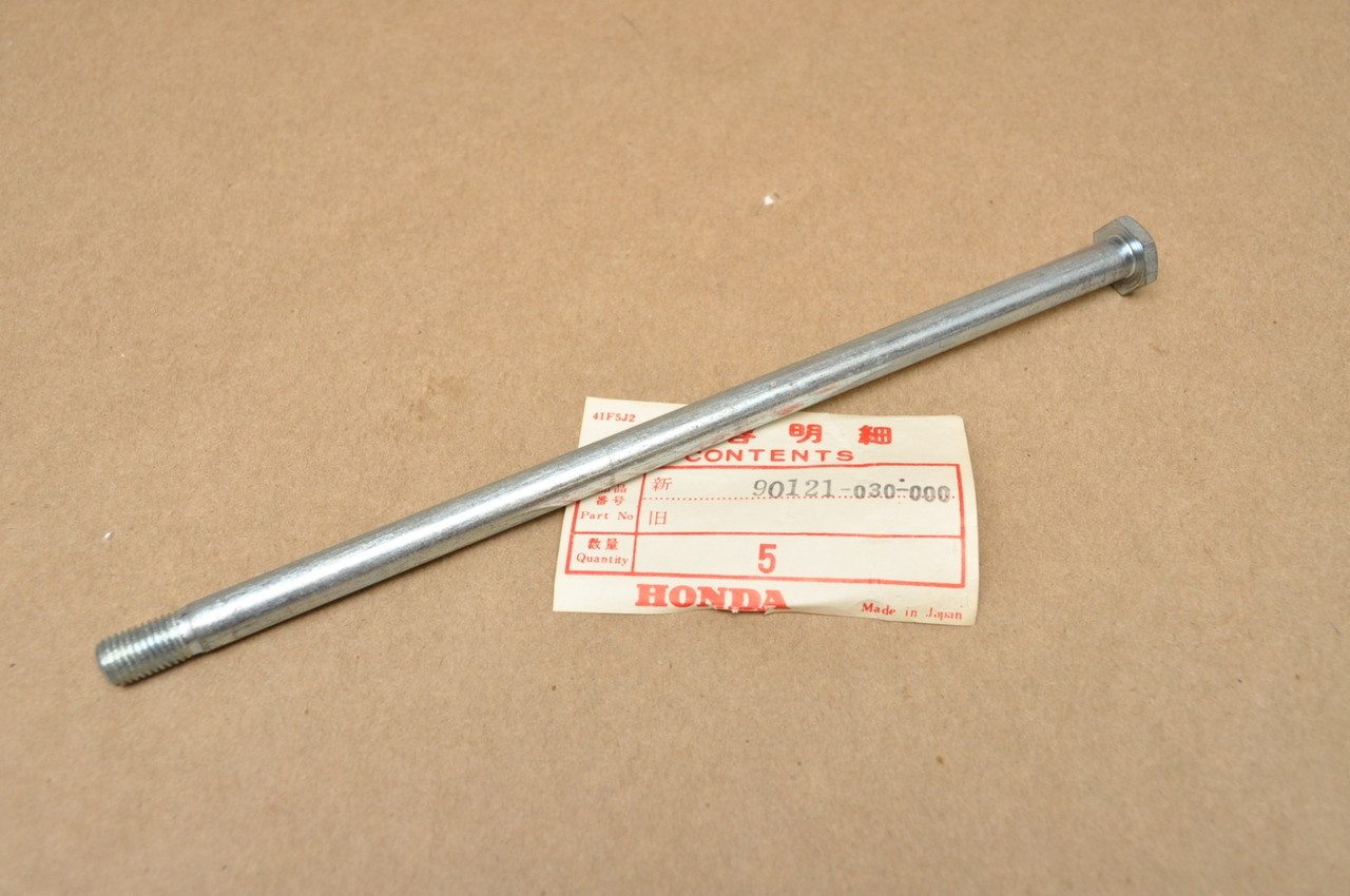 NOS Honda C100 C102 C200 CA200 CM91 Swing Arm Pivot Bolt 90121-030