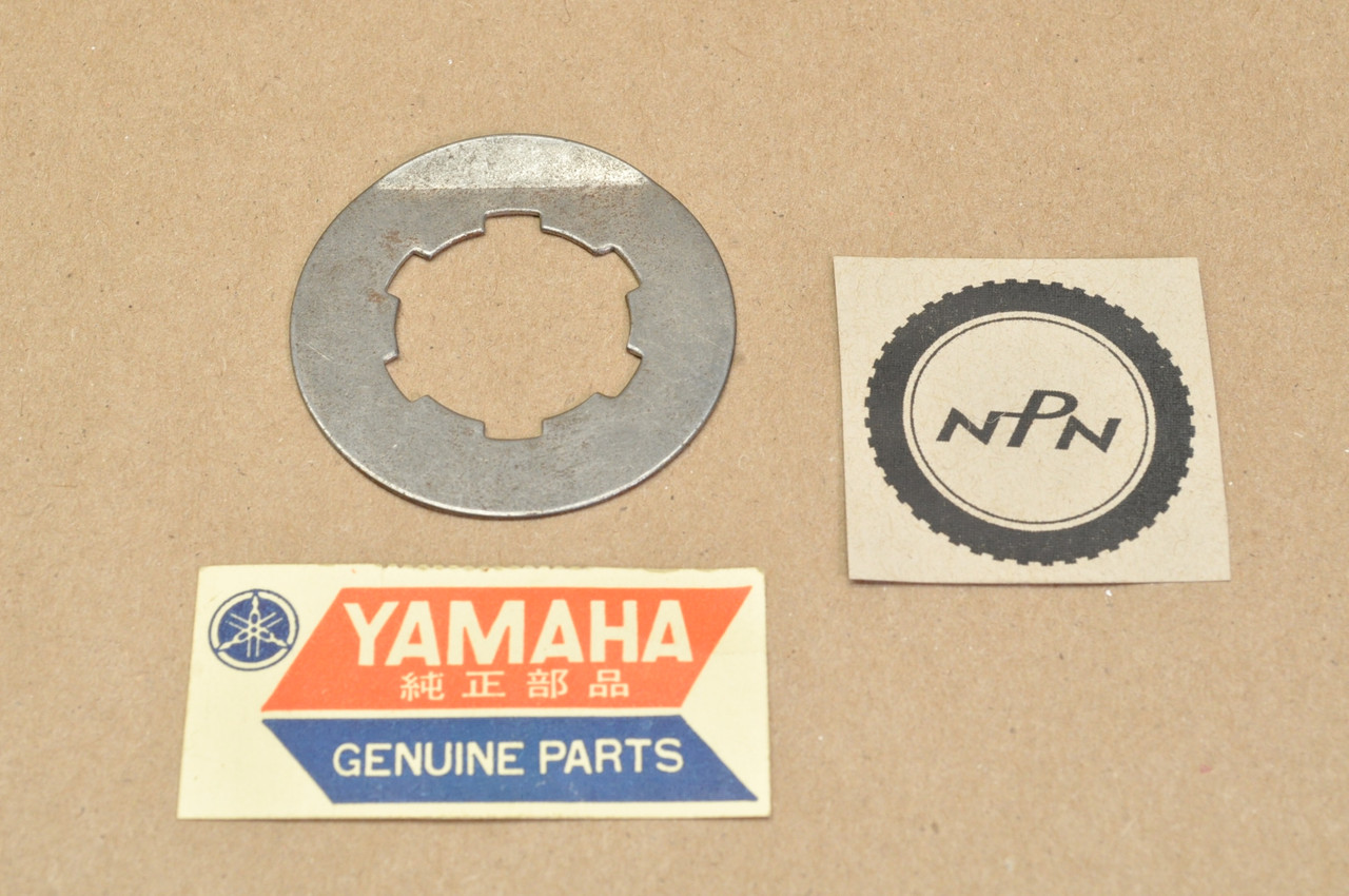 NOS Yamaha DT250 DT400 IT250 IT400 IT425 IT465 IT490 RD400 RZ350 TZ250 YZ250 YZ490 Washer 90215-21239