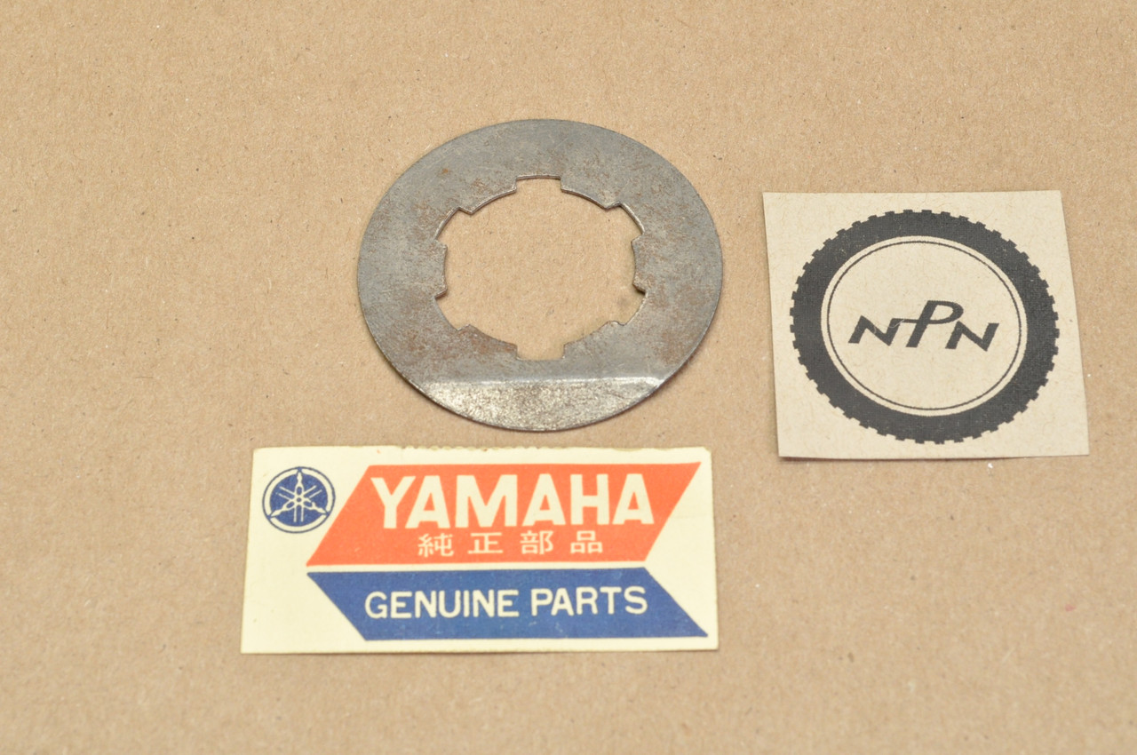 NOS Yamaha DT250 DT400 IT250 IT400 IT425 IT465 IT490 RD400 RZ350 TZ250 YZ250 YZ490 Washer 90215-21239