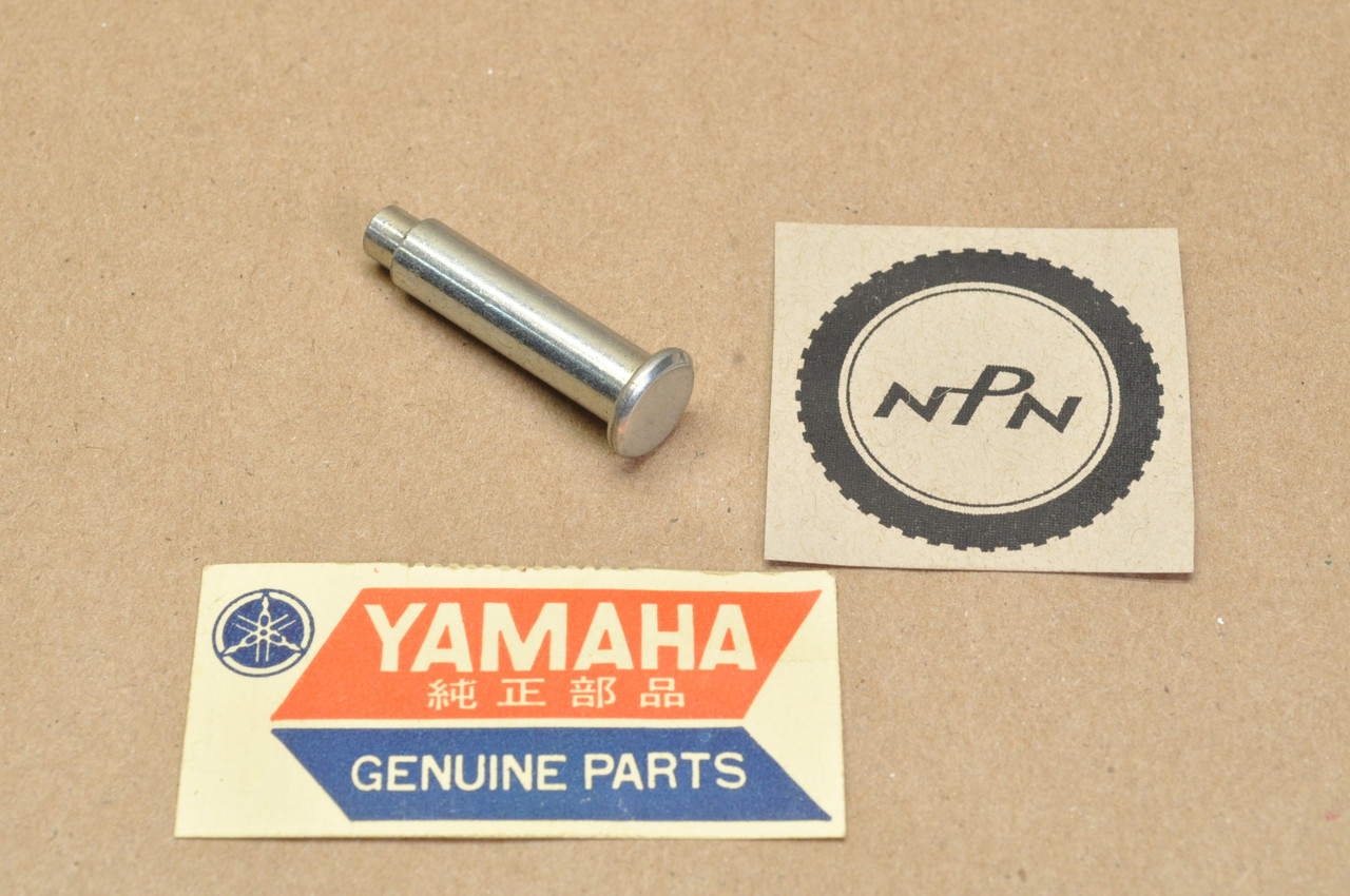 NOS Yamaha DT125 DT175 RD400 TX750 XJ1100 XS1 XS1100 Pin 90243-08006