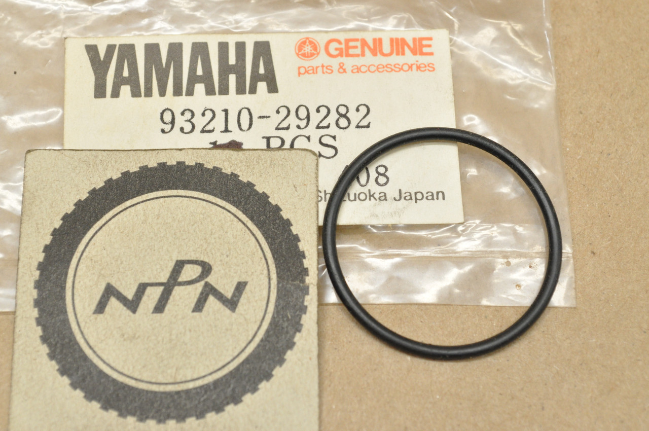 NOS Yamaha DT250 DT400 IT250 IT400 MX250 MX400 TY250 YZ250 YZ400 O-Ring 93210-29282