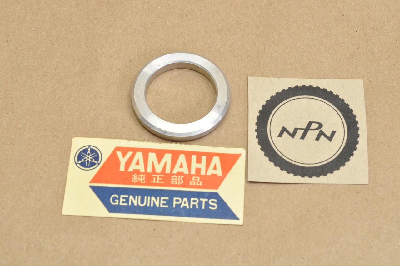 NOS Yamaha 1974 DT250 DT360 1973-74 MX250 MX360 Kick Start Spacer 90560-25045