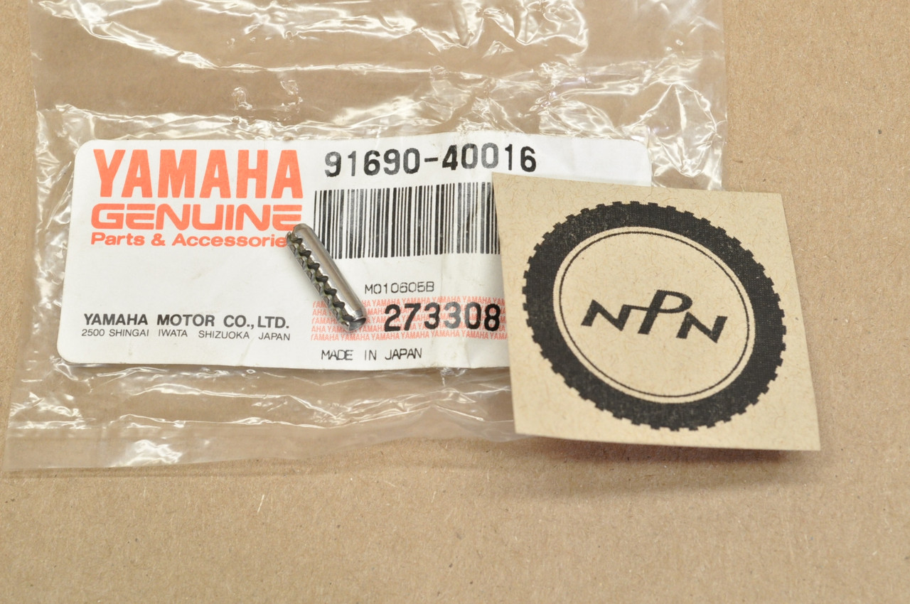 NOS Yamaha TX650 XS1 XS2 Spring Pin 91690-40016
