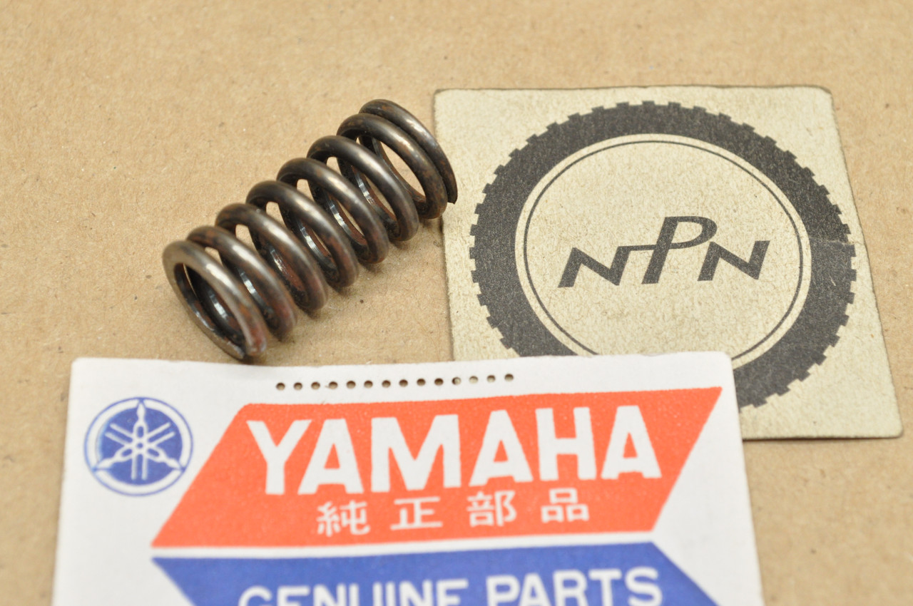 NOS Yamaha 1962 YDS2 Clutch Compression Spring 90501-20117