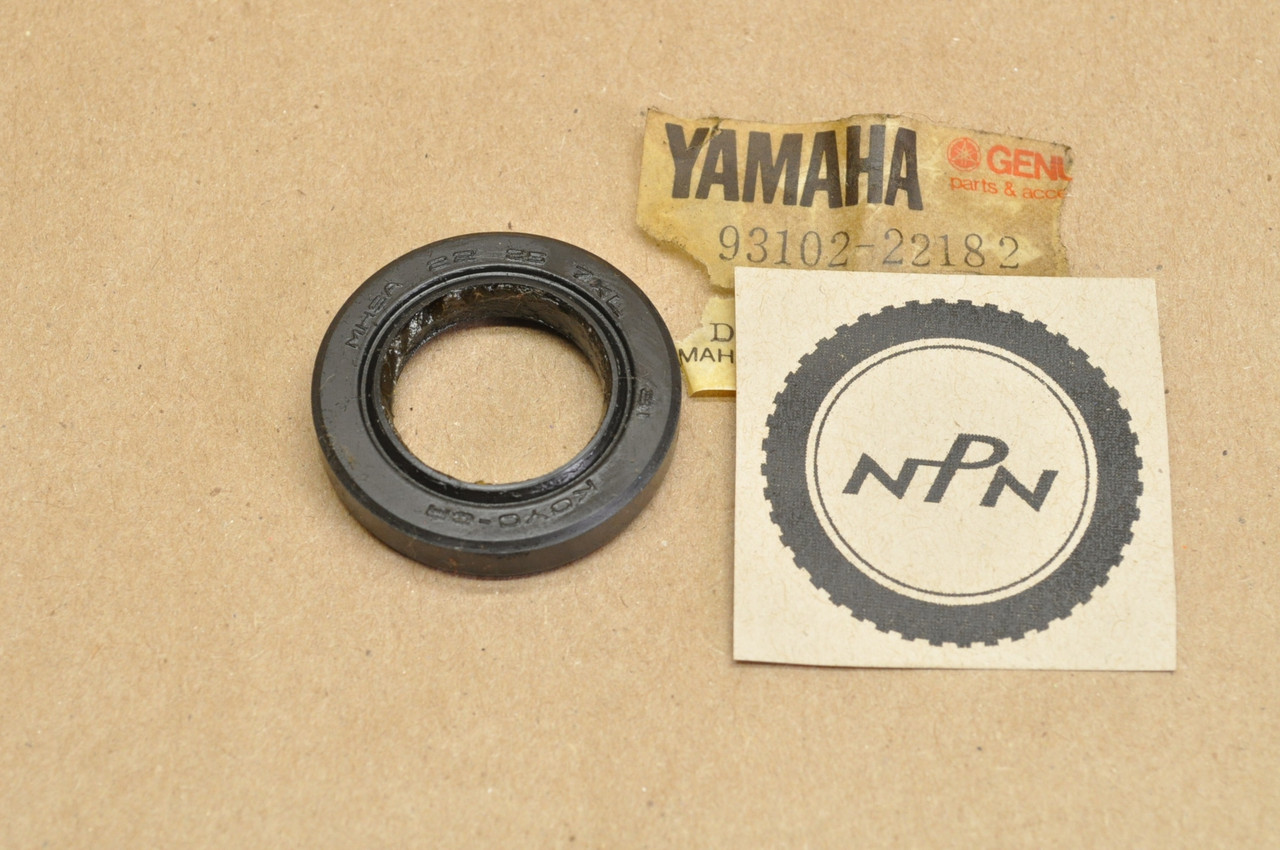 NOS Yamaha 1978-79 YZ80 Crankshaft Oil Seal 93102-22182