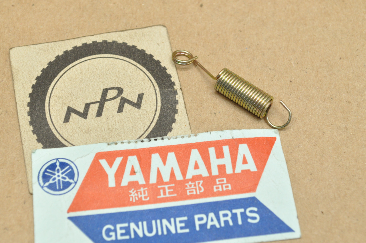 NOS Yamaha DT80 GT1 GT80 GTMX JT1 LB80 MX80 RD60 RS100 TY80 YZ80 Spring 90506-07066