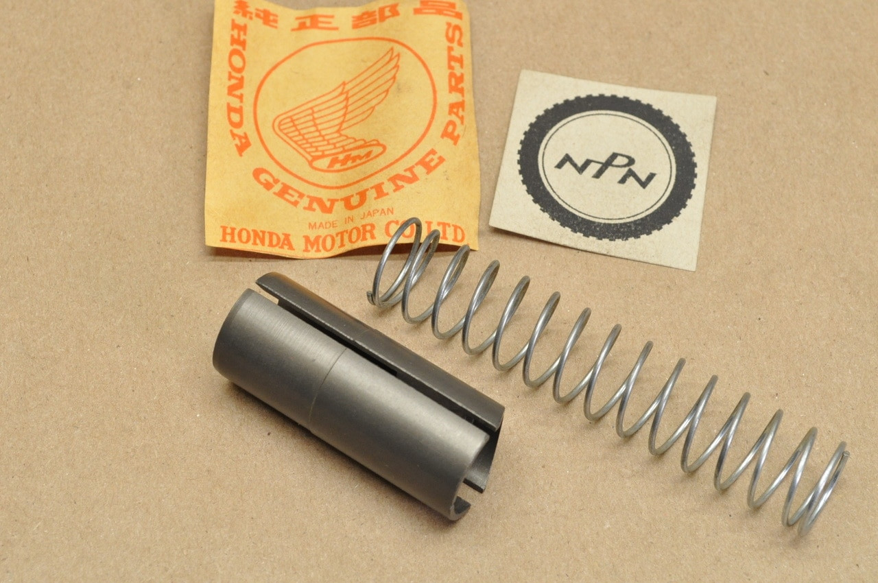 NOS Honda CB100 CL100 SL100 XL100 Carburetor Throttle Slide Valve & Spring Set 16022-107-710