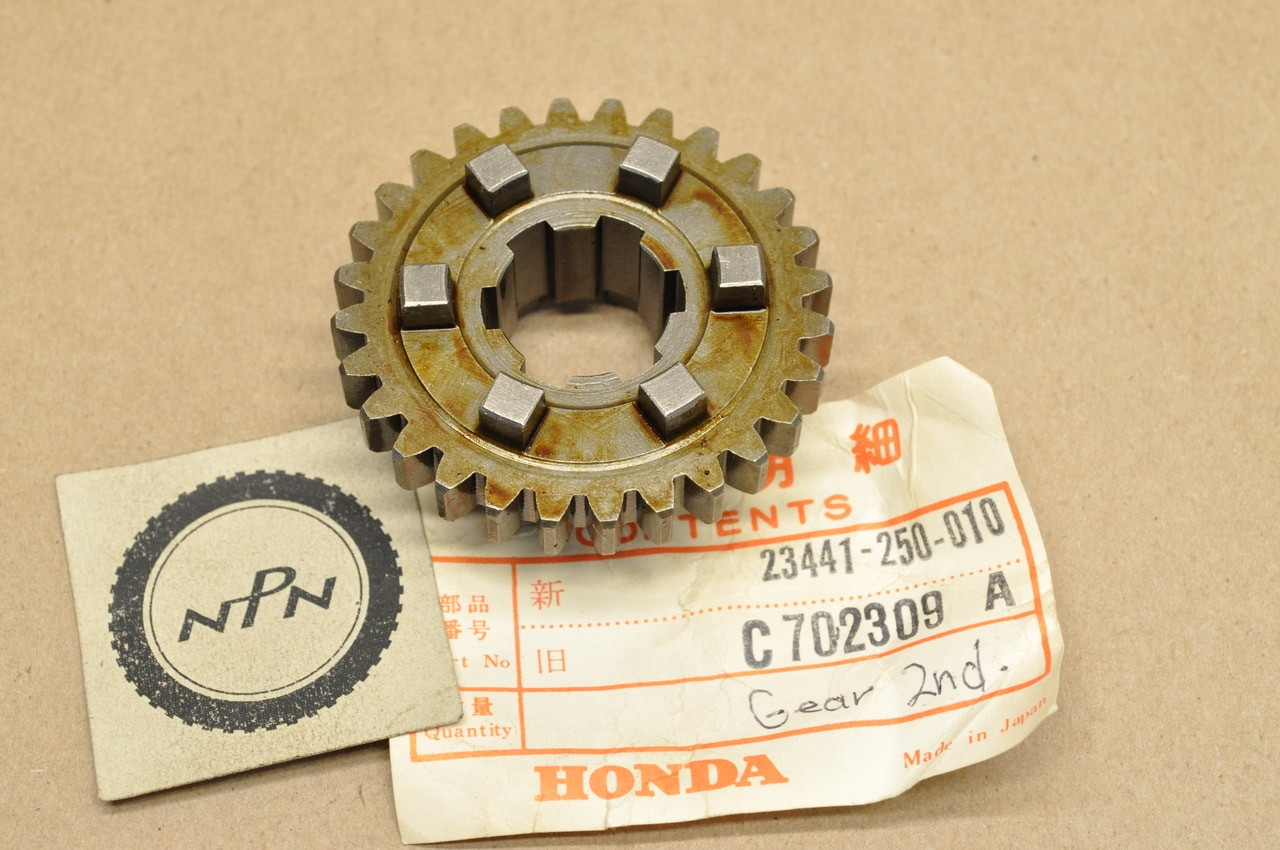 NOS Honda CA72 CA77 Transmission 2nd Second Gear 23441-250-010