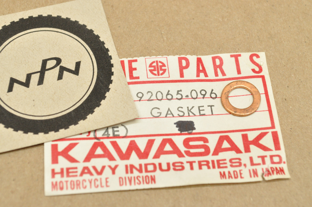 NOS Kawasaki EN500 ER500 EX500 KLX250 KZ400 ZG1200 Petcock Gasket 92065-096