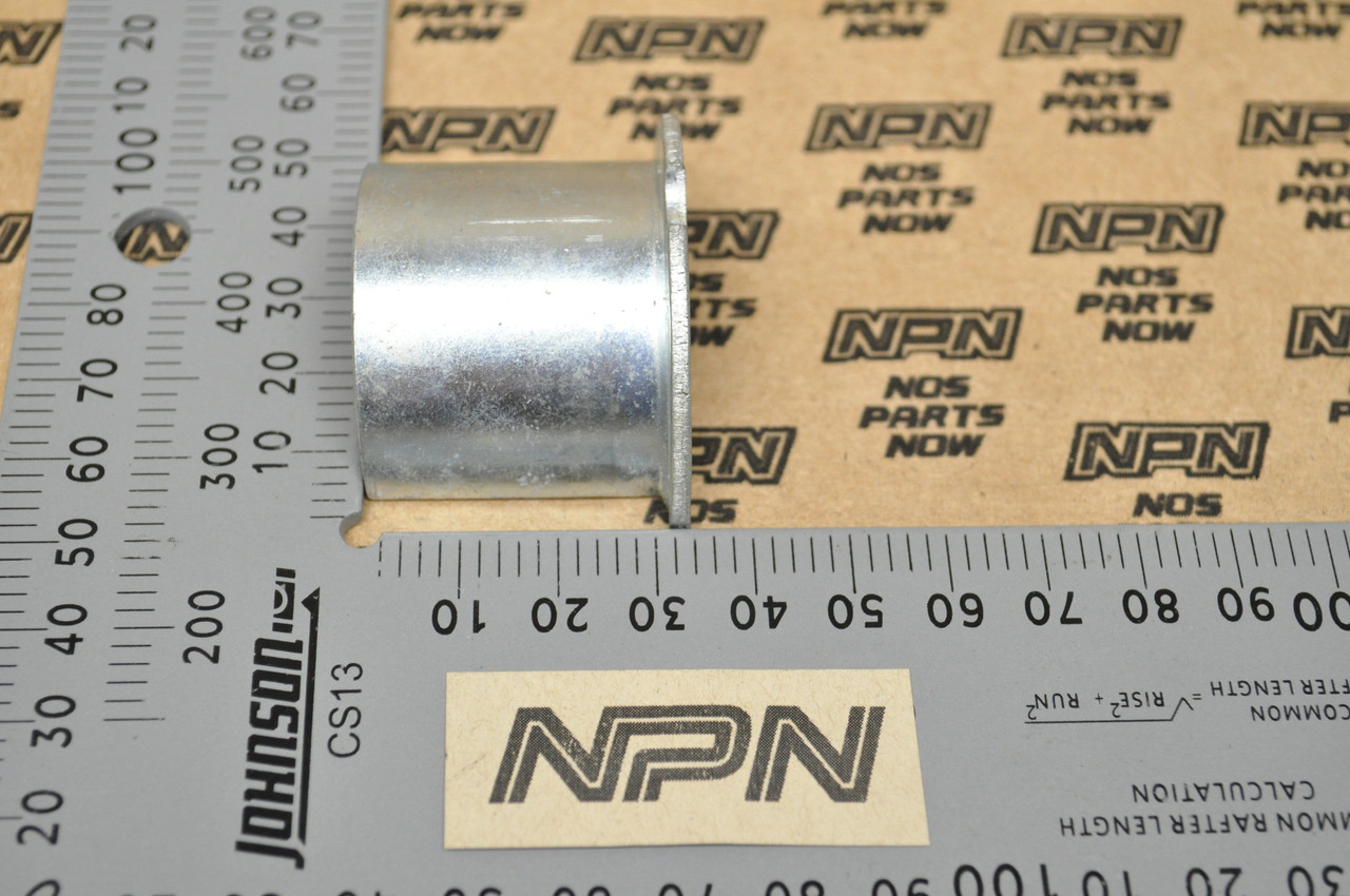 NOS Honda CA175 CB175 CB200 CL175 CL200 SL175 Exhaust Joint Collar 18233-306-010