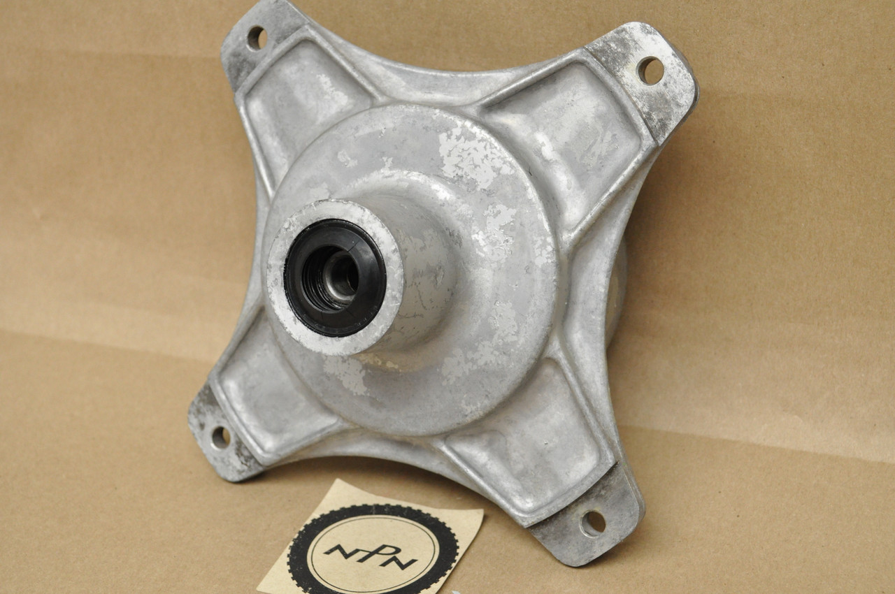 Vintage Used OEM Honda CT70 K0-1982 Front Wheel Hub 44600-098-010 AU