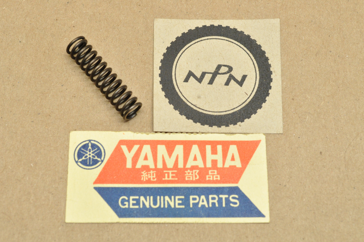 NOS Yamaha TX650 TX750 XS1 XS2 XS650 Shift Cam Spring 90501-10068