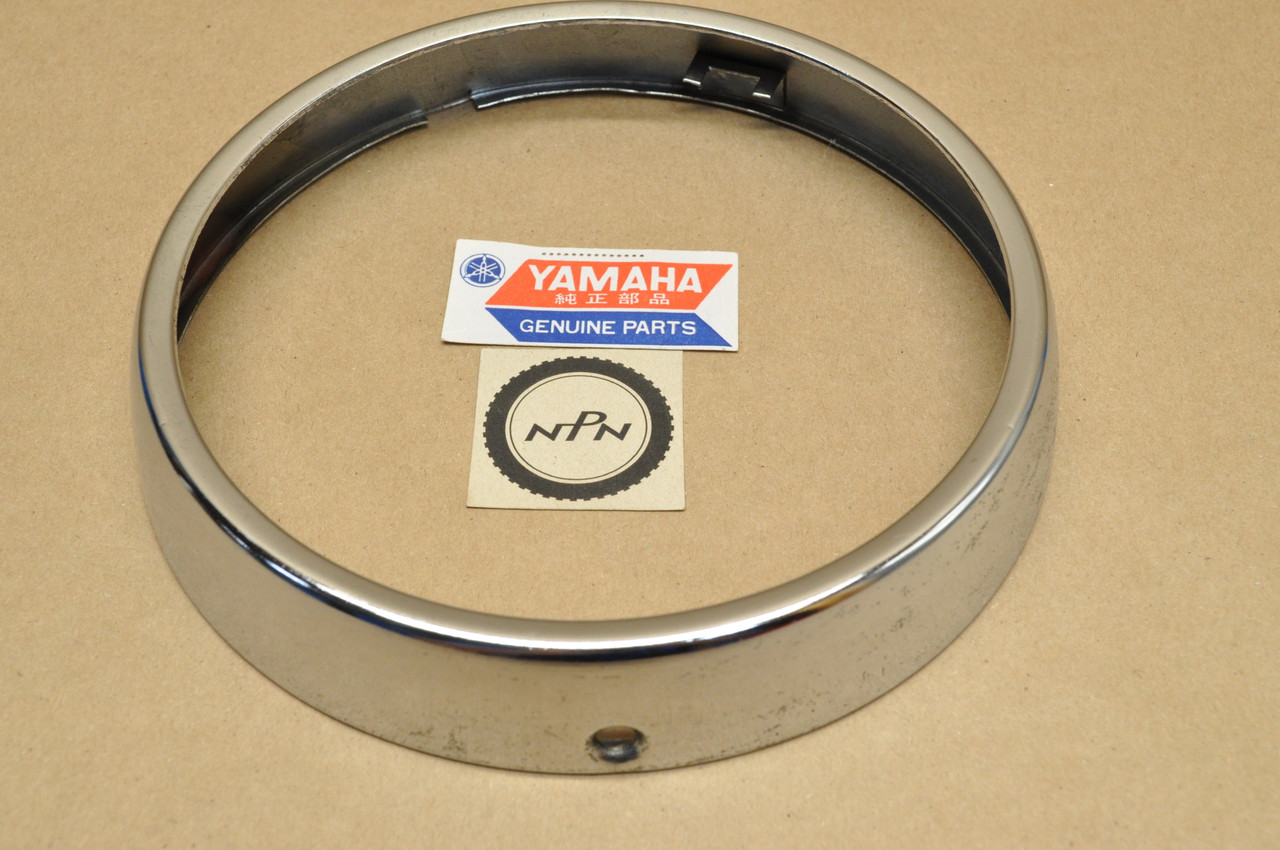 NOS Yamaha YDS2 YDS3 YR1 YR2 Chrome Head Light Bezel Rim Ring 152-84115-01