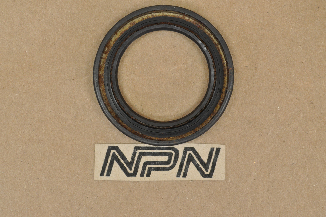 NOS Honda CB650 CB750 CX650 VF1100 VF700 VT1100 VT750 Oil Seal 91261-MB0-003